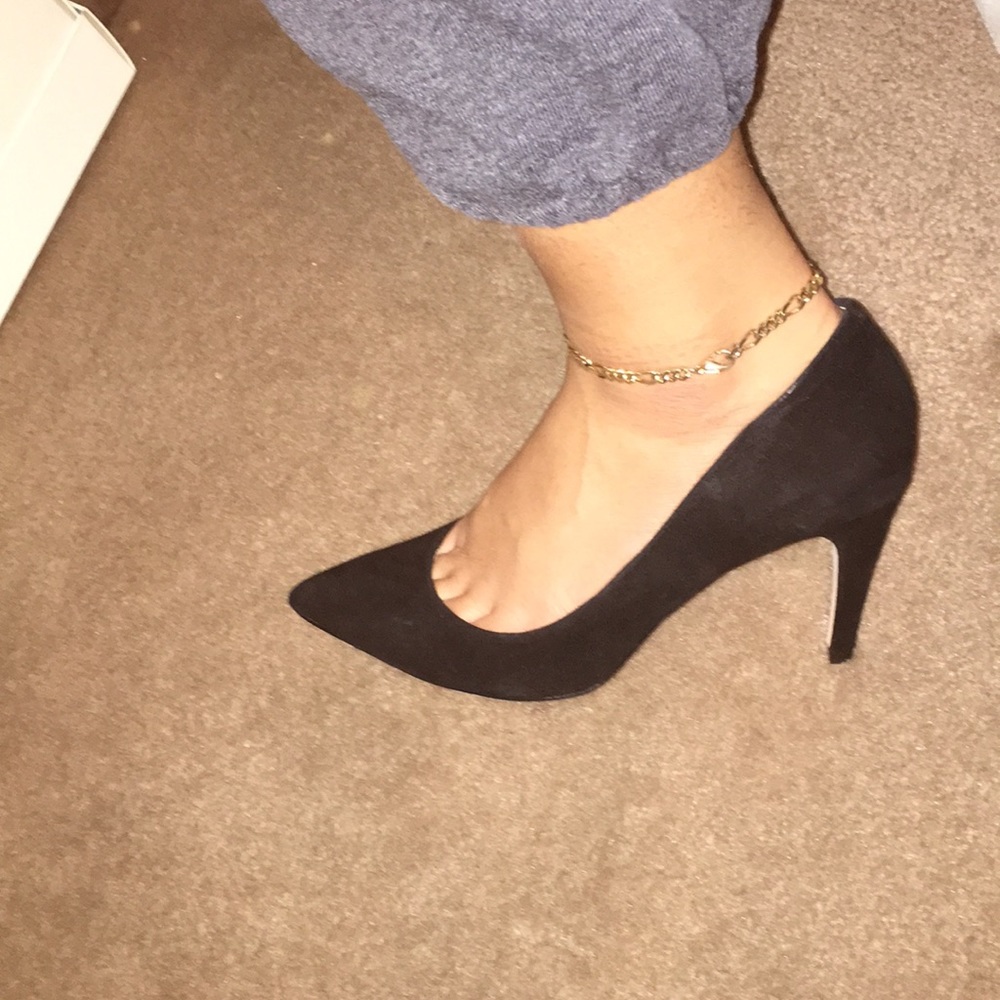 Diane von furstenberg black suede classy heel